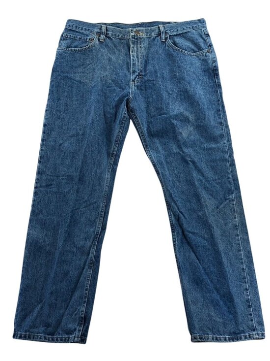 Wrangler Men Jeans Size 38x30 Blue Denim Classic Straight Leg Casual 100% Cotton - Picture 1 of 14